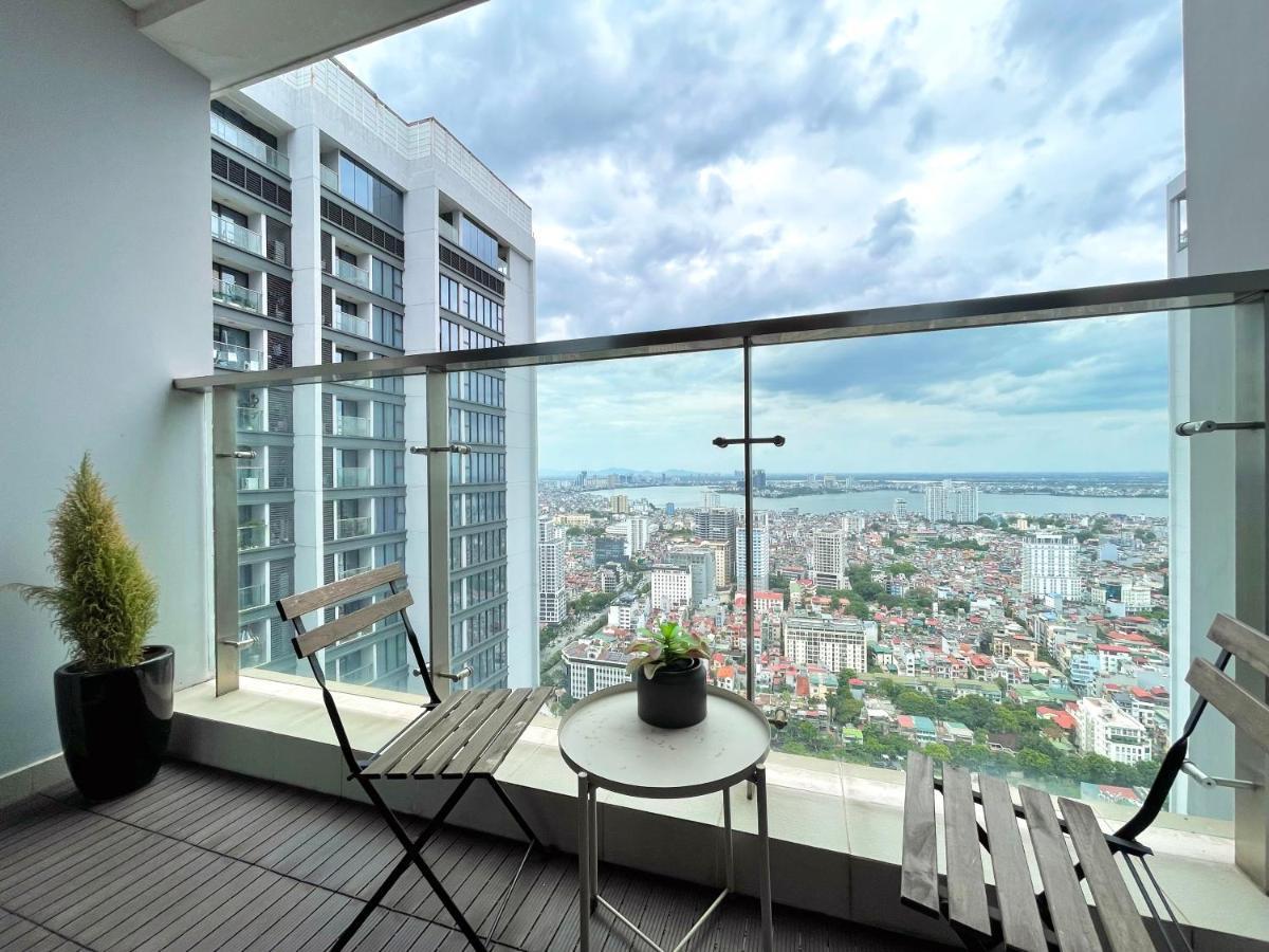 Sunny Vinhome Metropolis *