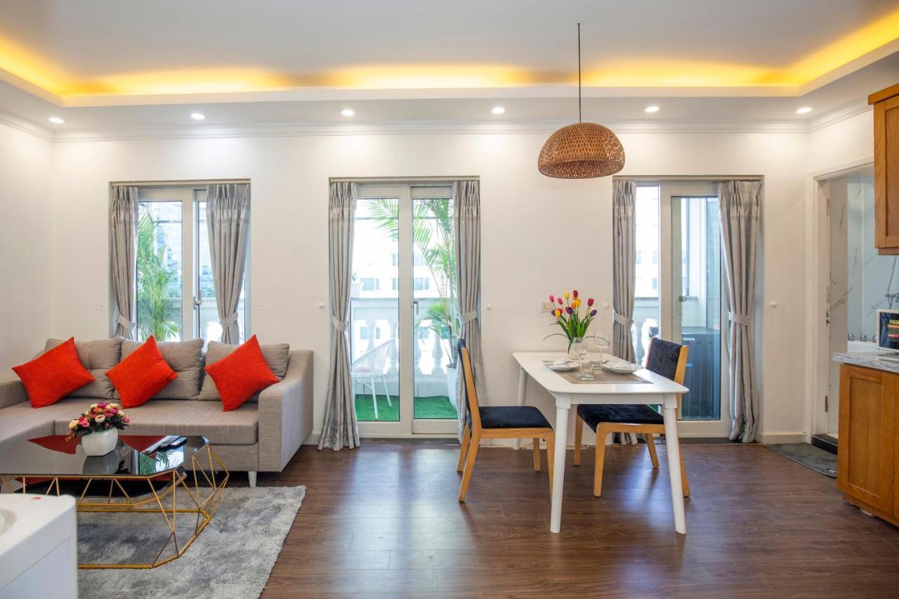 Sumitomo Tower-1 Bed & *