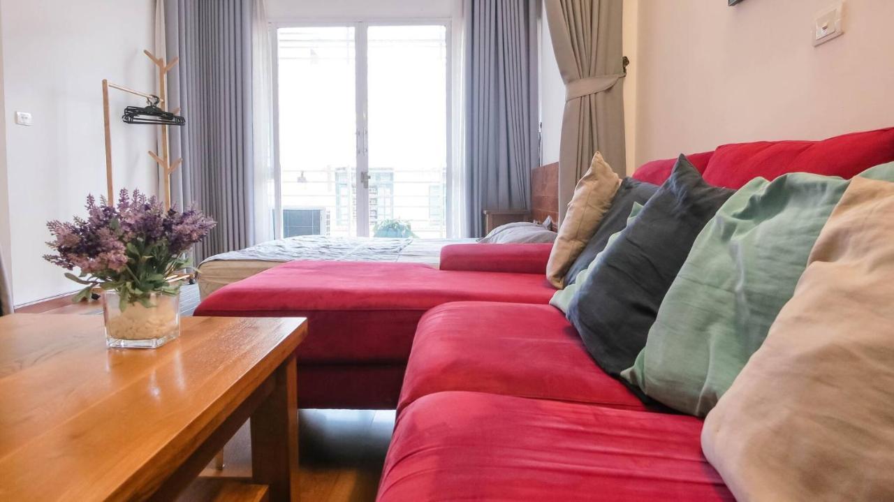 Wind Chimes Hideaway - In Apartment *