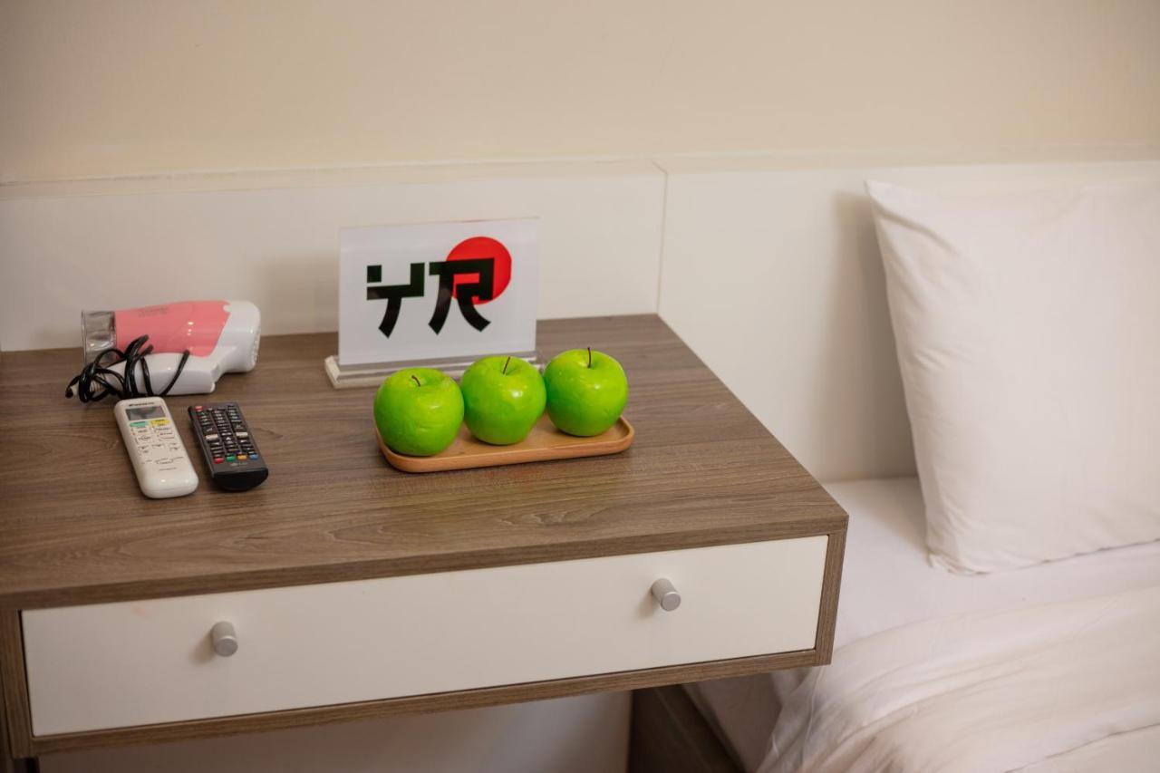 Aparthotel Yr & Hanoi