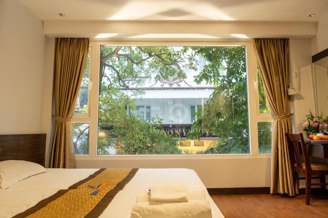Hotel Bay Luxury & - No 9 Nguyen Truong To, Ha Noi