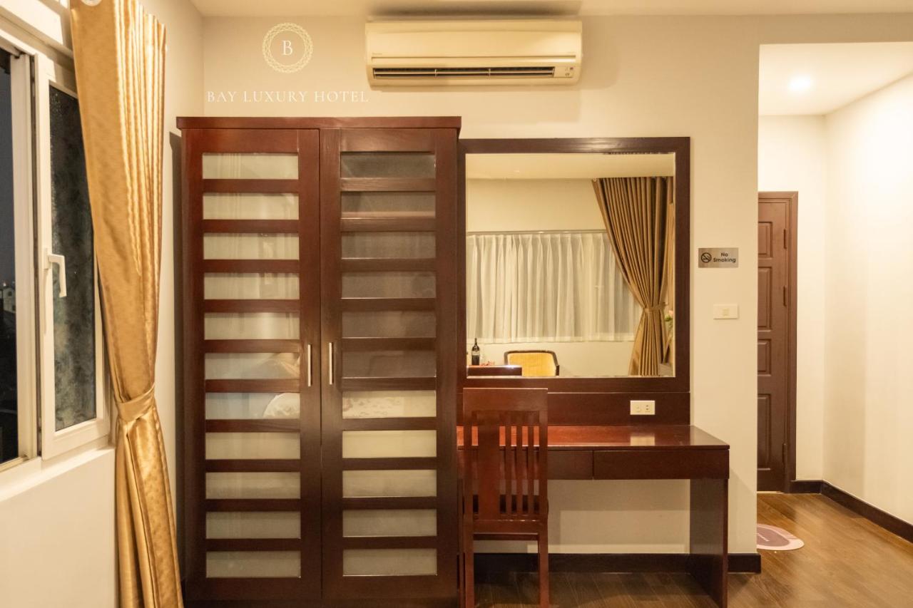 Bay Luxury & - No 9 Nguyen Truong To, Ha Noi