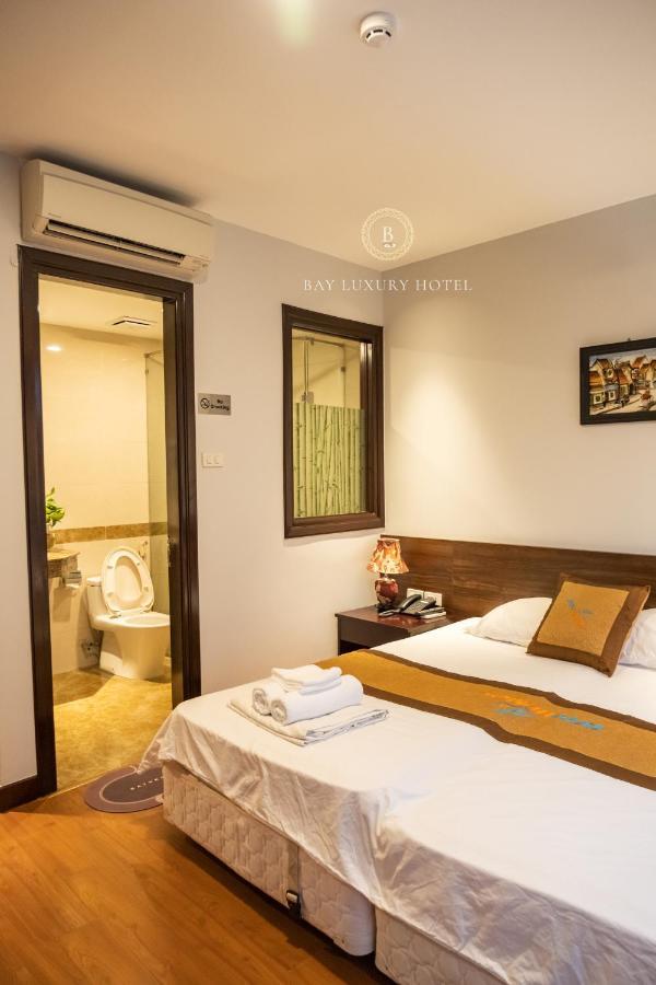 Hotel Bay Luxury & - No 9 Nguyen Truong To, Ha Noi 3*