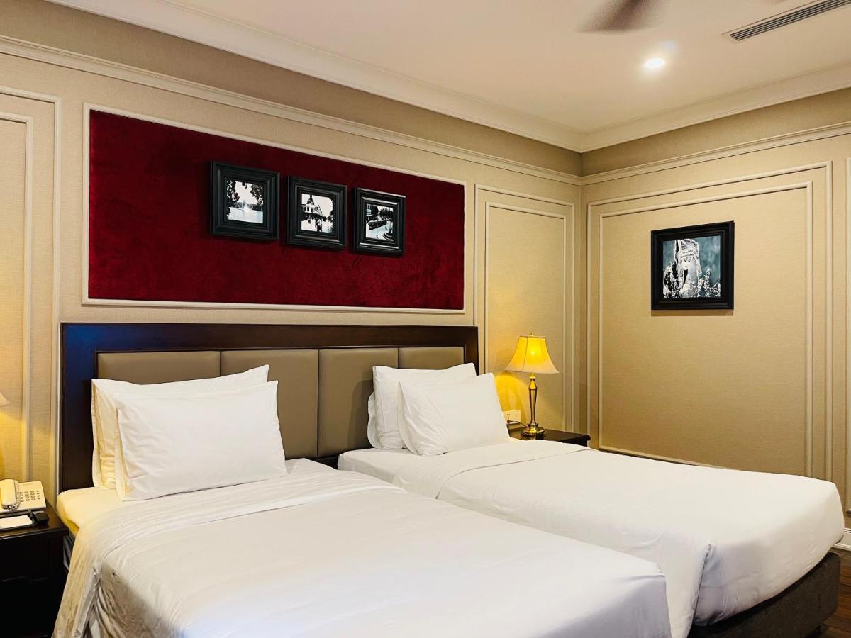 Du Monde Hotel