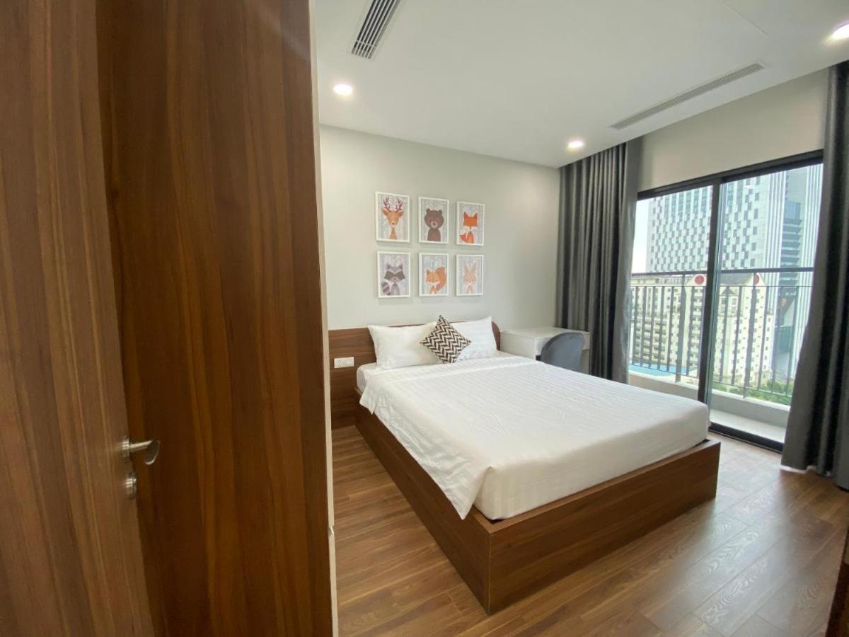 Apartment Golden Park Tower- Corner With Cau Giay View