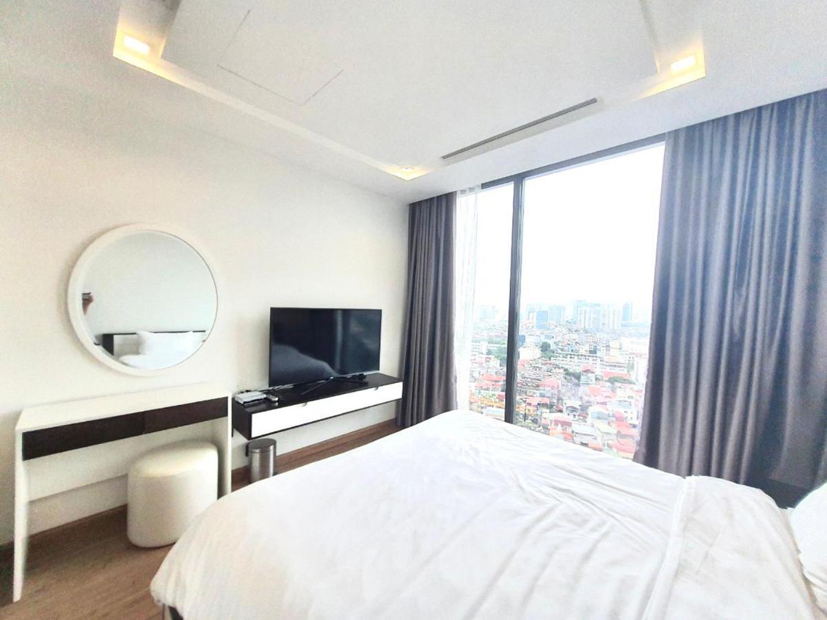 Apartment Hana Housing - Vinhomes Metropolis *