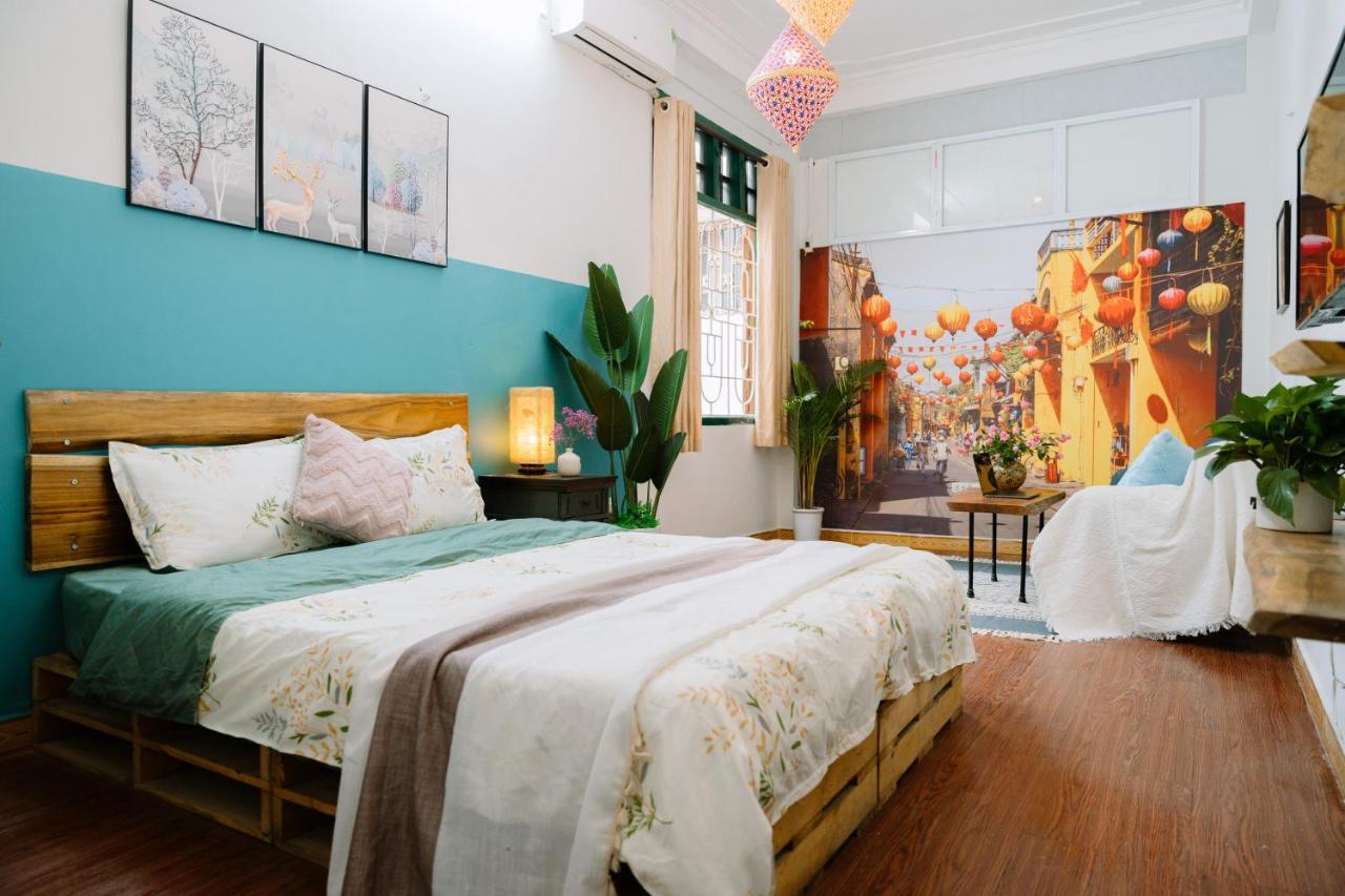 Hola House * Hanoi