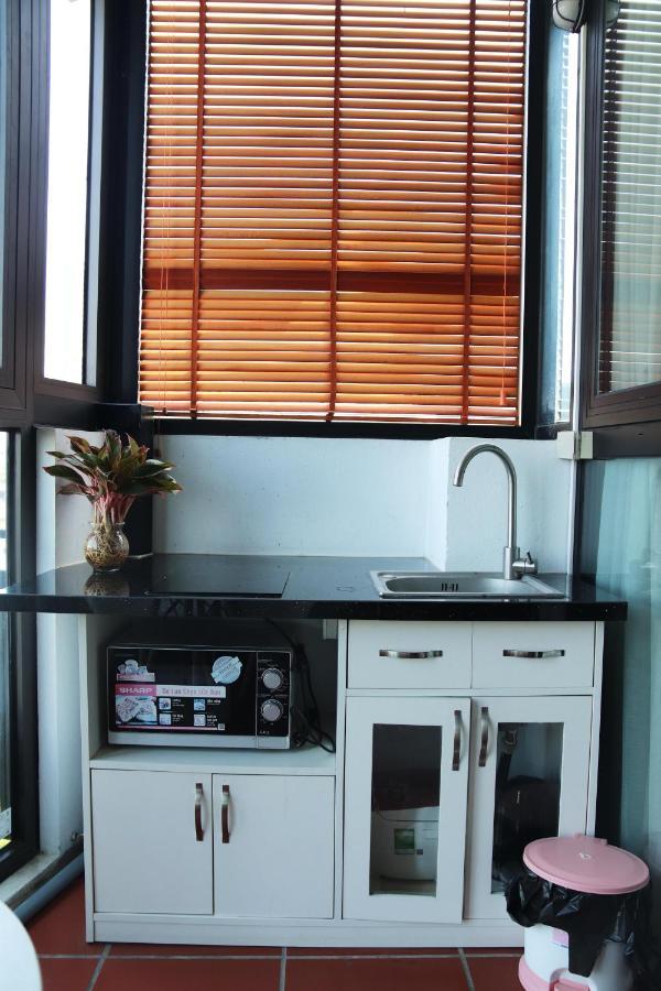 Ha Noi Truc Bach Lake View Studio * Hanoi