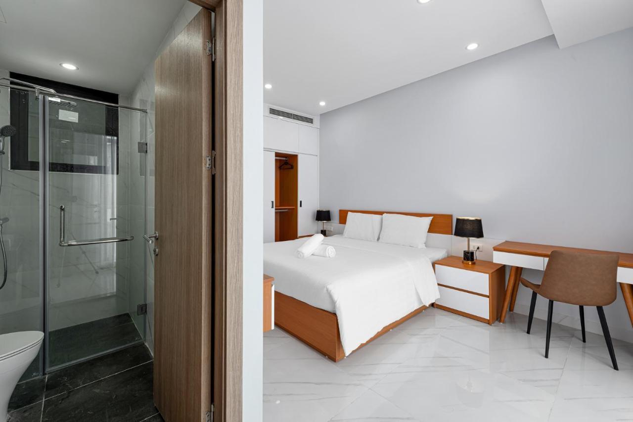 Ami House