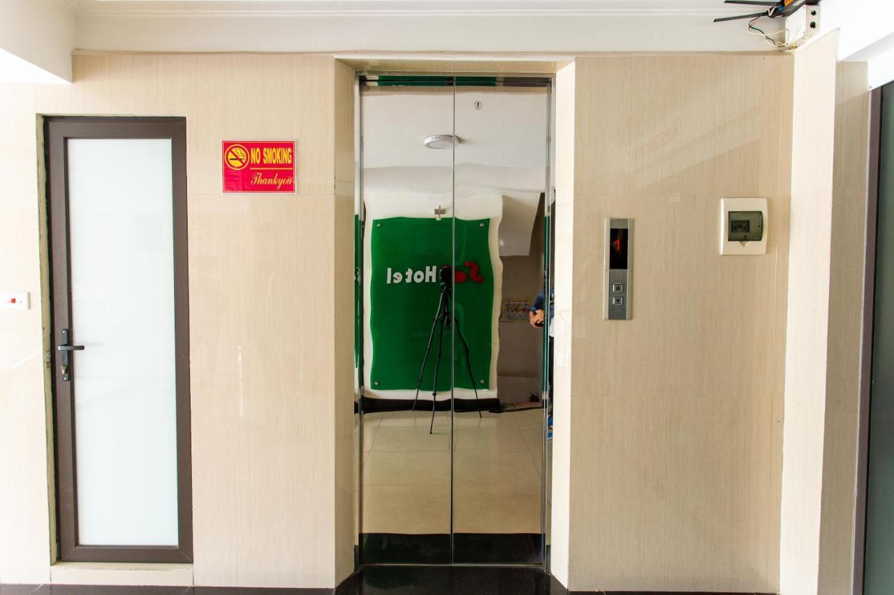 Reddoorz Sao Nguyen Ngoc Vu 2* Hanoi