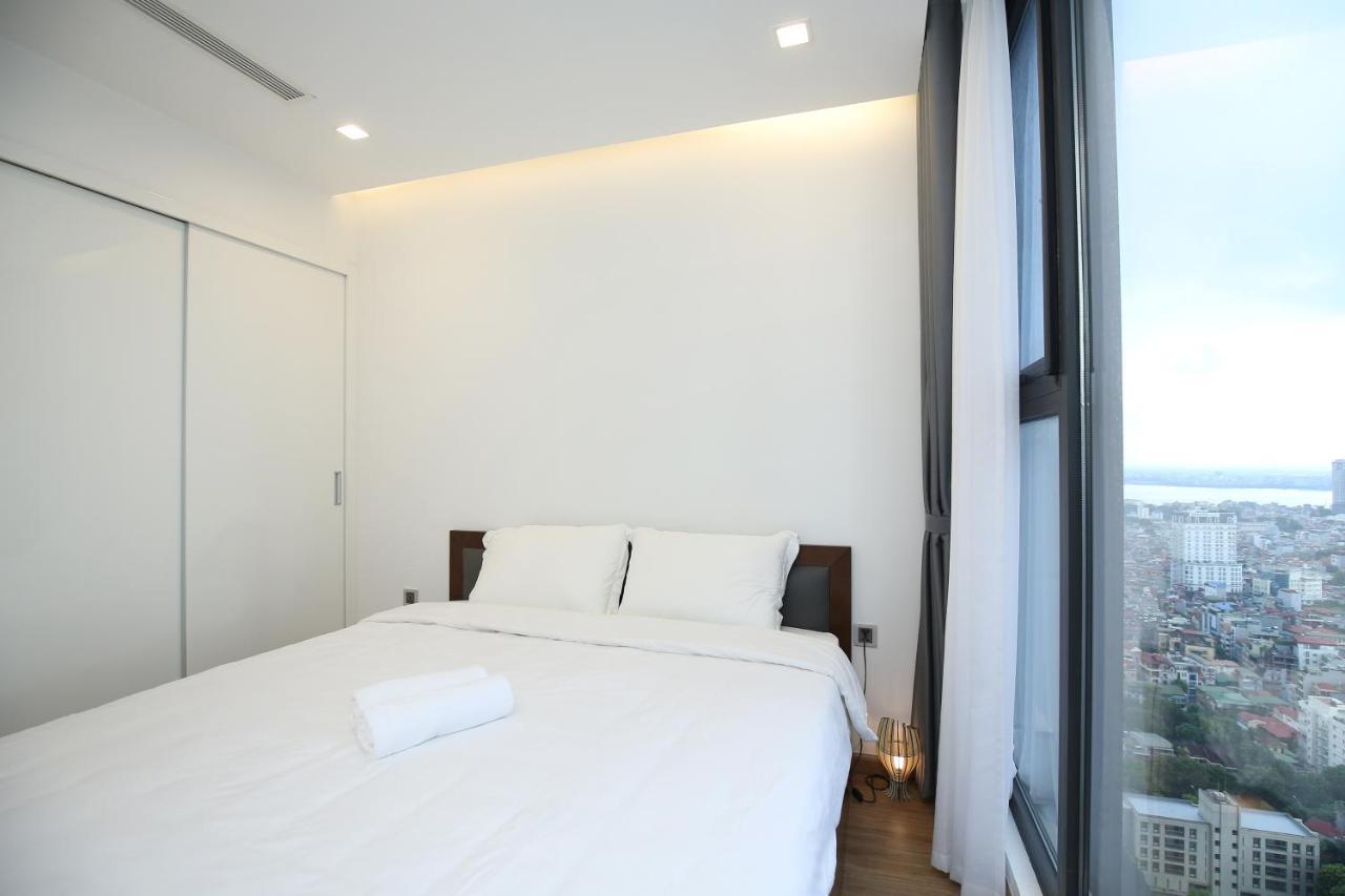 Investland- Vinhomes Metropolis One, Two, Three, Four Bedrooms Hanoi