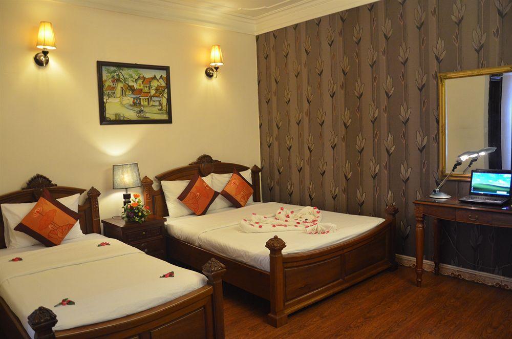 Hotel Phoenix Palace