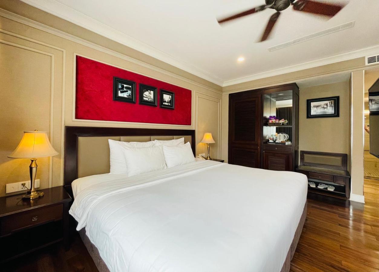 Hotel Du Monde 4*