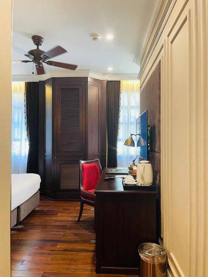 Hotel Du Monde 4*