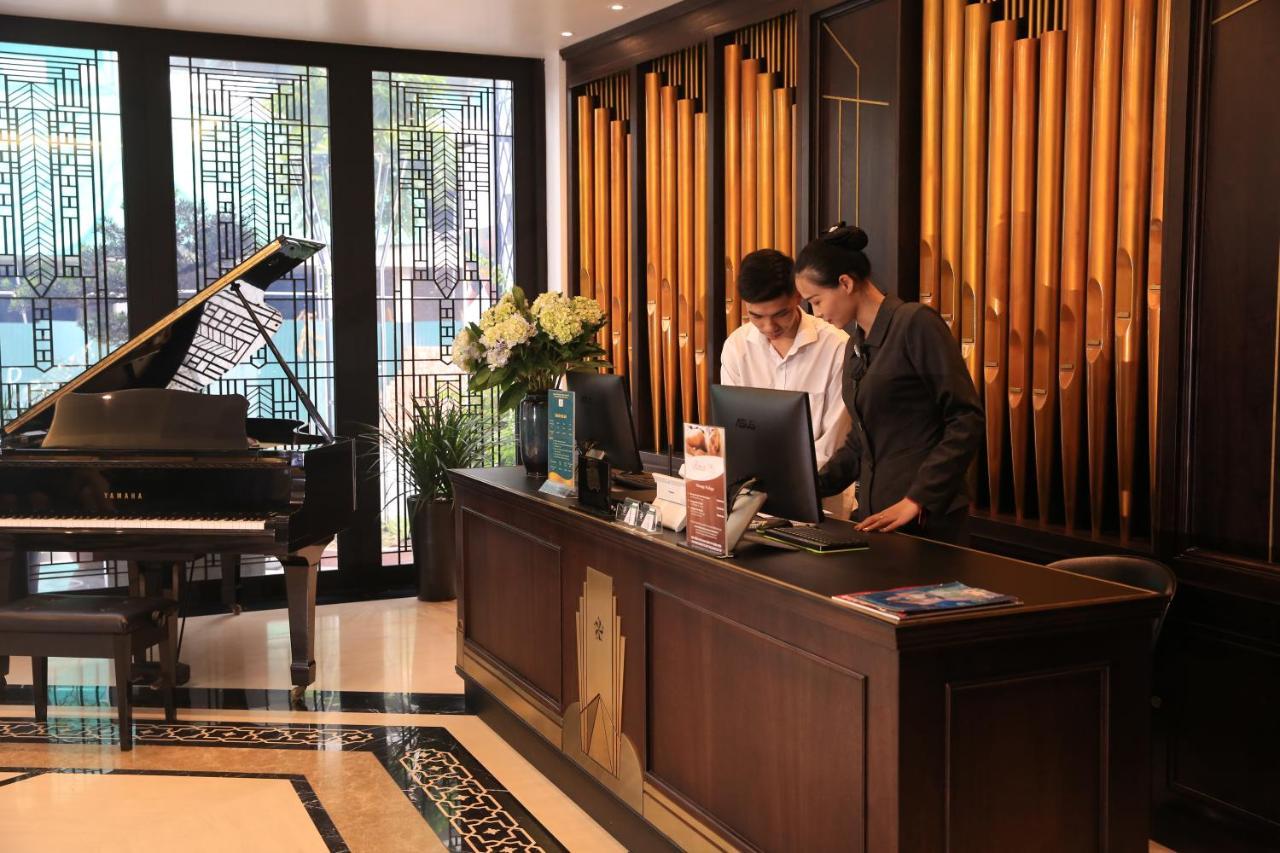 Du Monde Art Hanoi