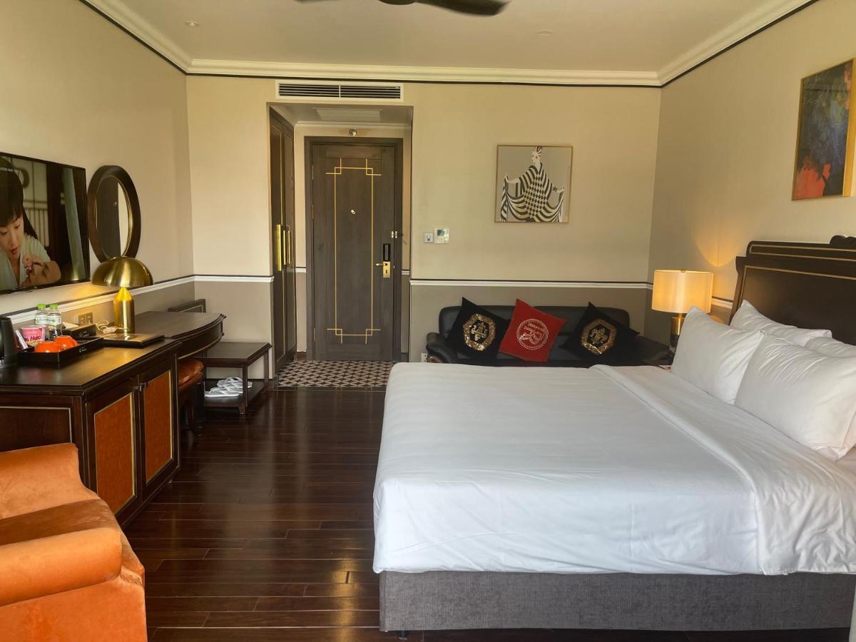 Hotel Du Monde Art