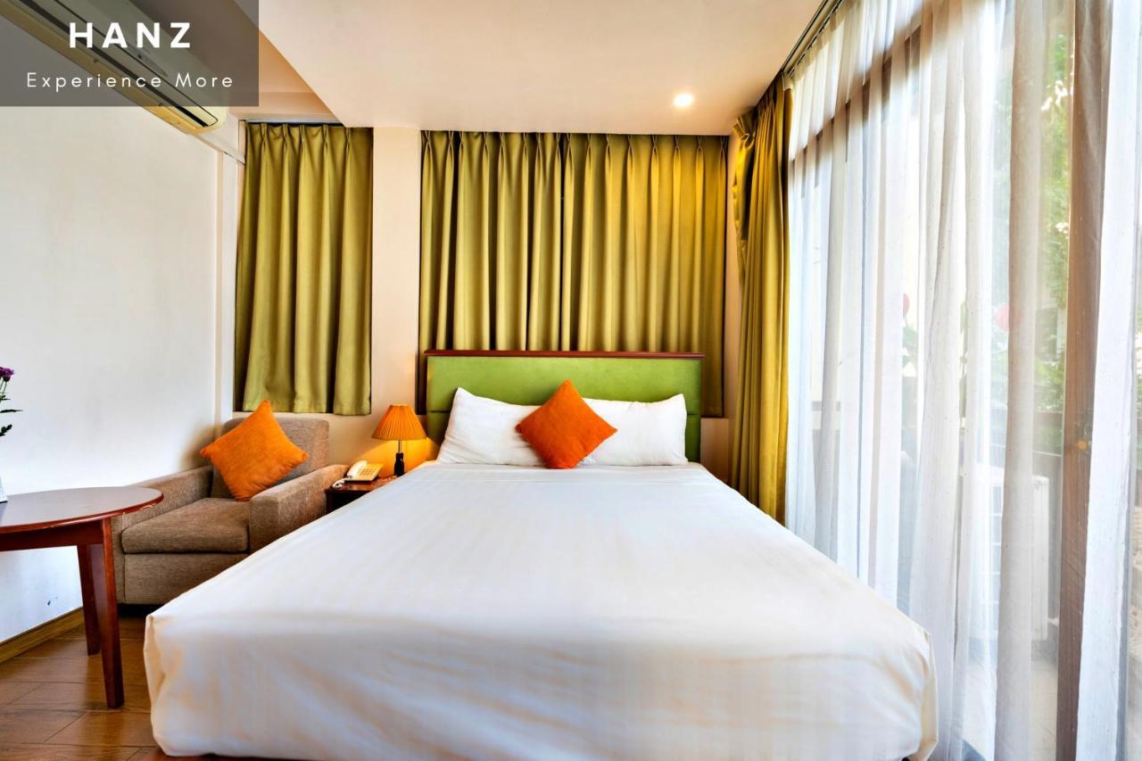 Hanz Lakeview 3*