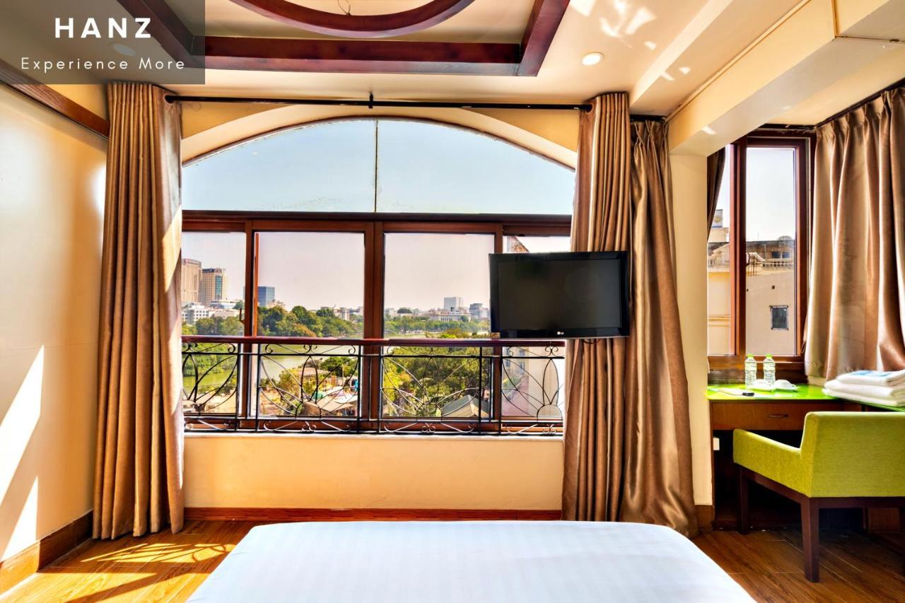 Hanz Lakeview Hotel