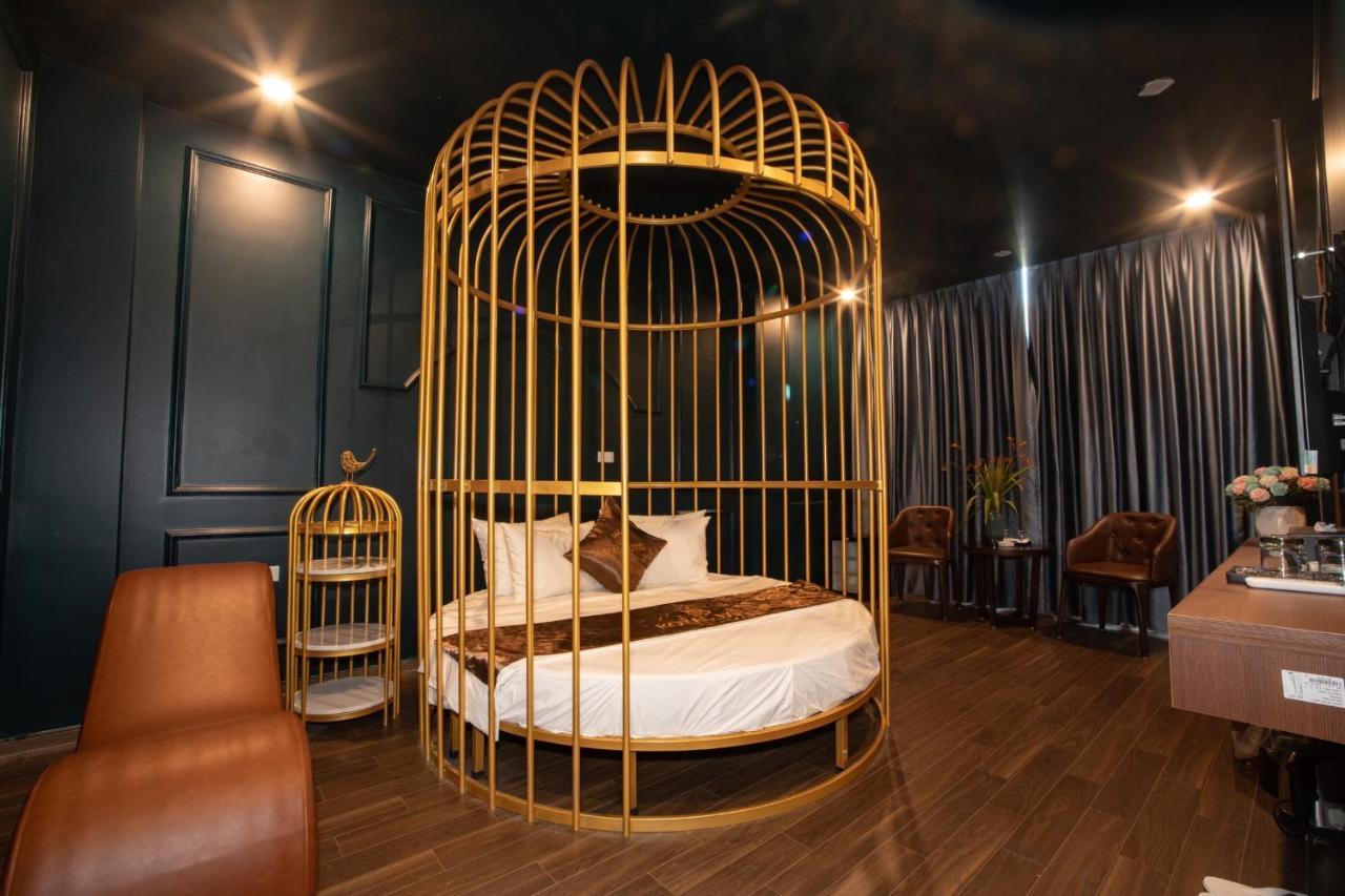Royal 3* Hanoi