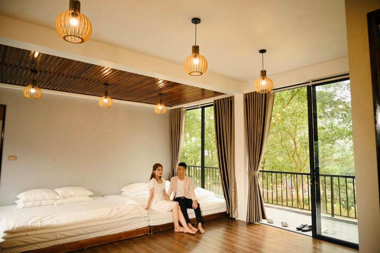 Moon Soc Son - Venuestay Hanoi
