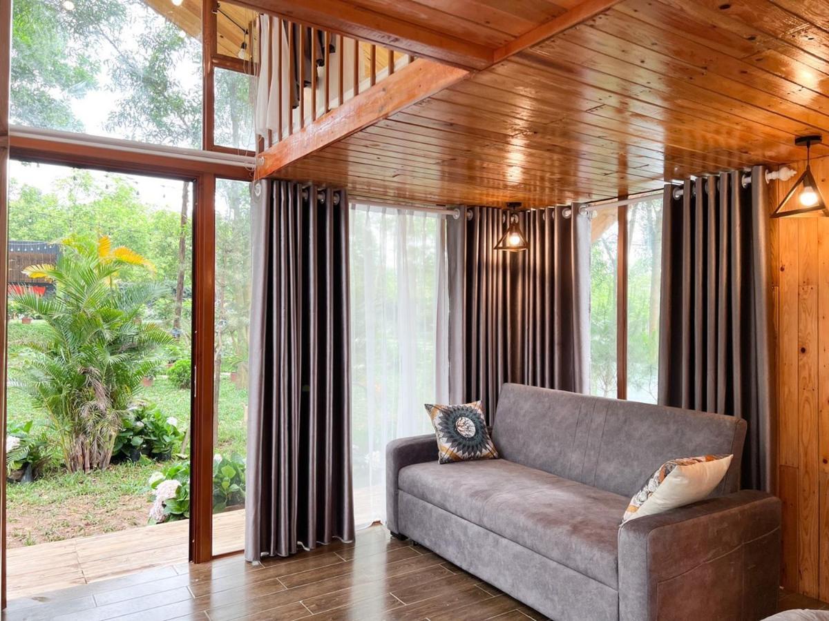 Villa Moon Soc Son - Venuestay Hanoi