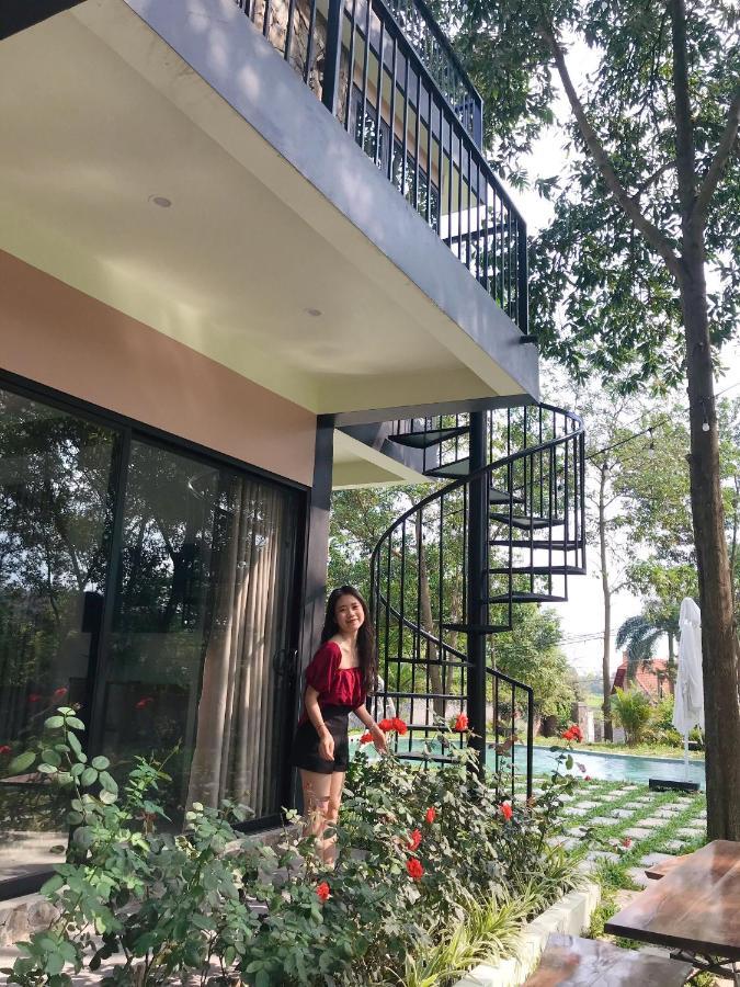 Moon Soc Son - Venuestay Hanoi