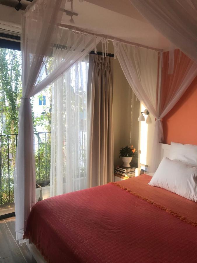 Chez Madame Binh * Hanoi