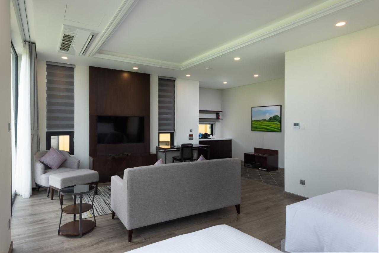 Hotel Wyndham Sky And 5*