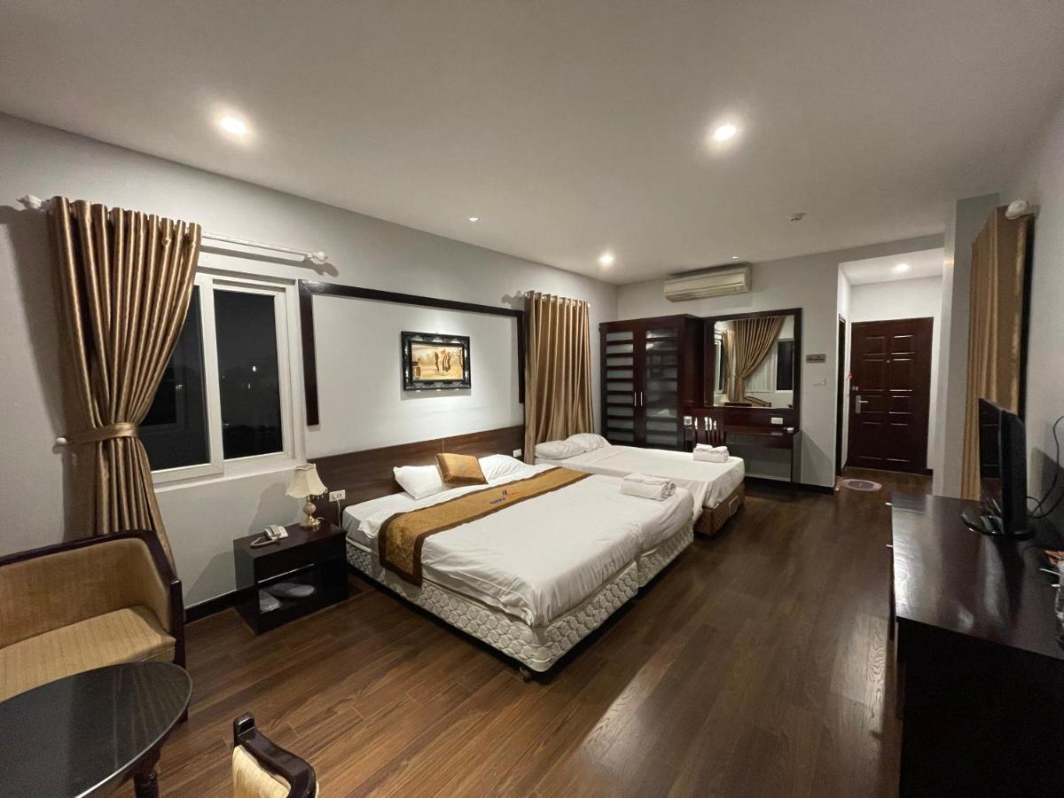 Bay Luxury & - No 9 Nguyen Truong To, Ha Noi Hanói