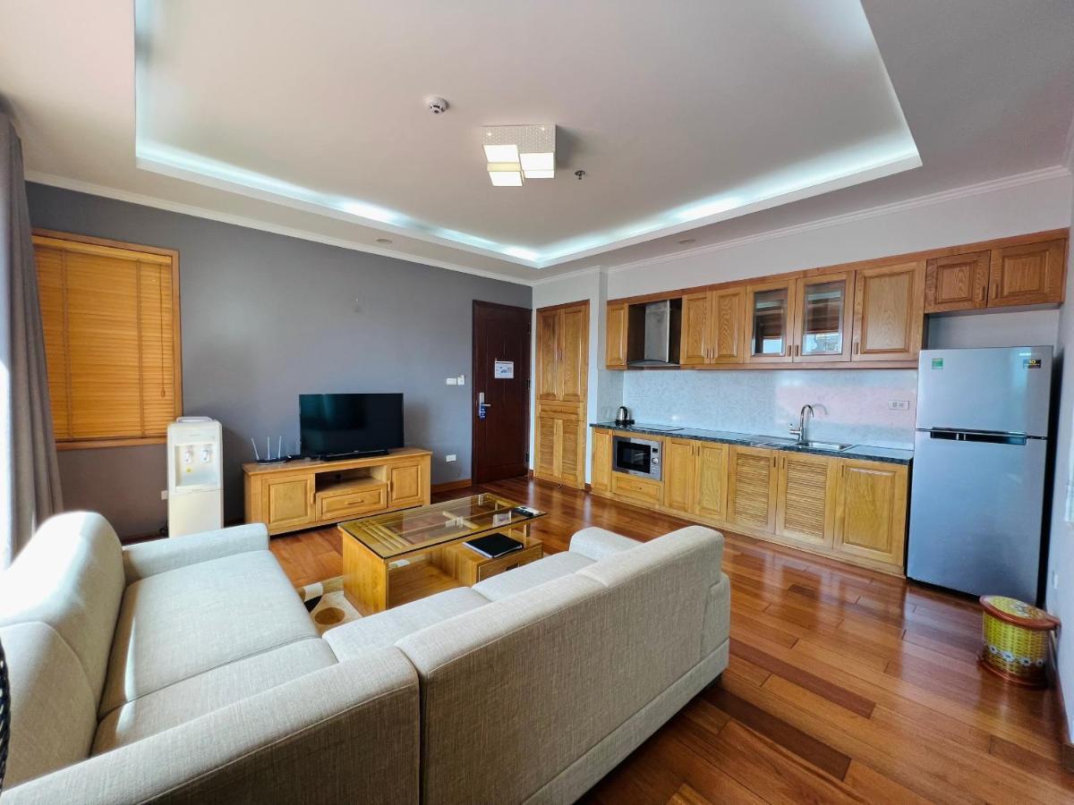 Hana Riverside 3*