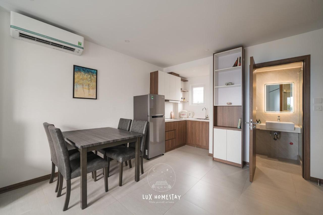 Lux Westlake Hotel 4*