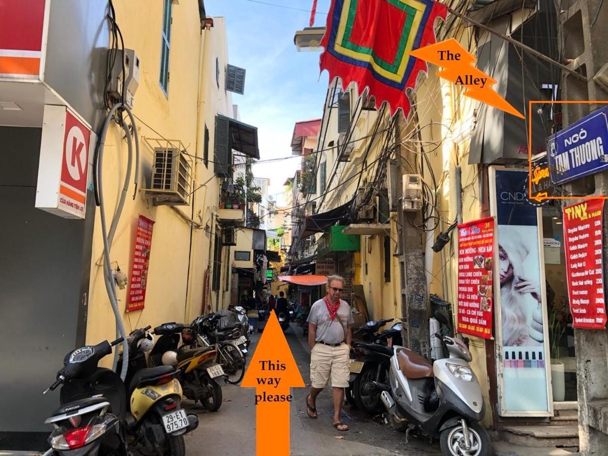 Centre Alley House & Travel * Hanoi