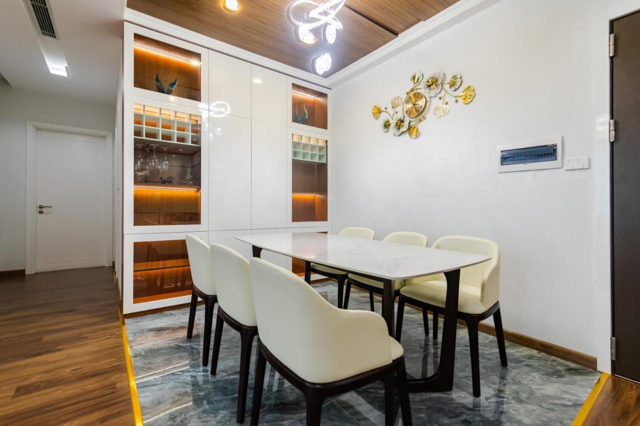 Five Star Westlake 1st-4th Floors & Serviced