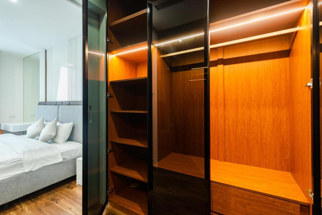 Five Star Westlake 1st-4th Floors & Serviced 5* Hanoi