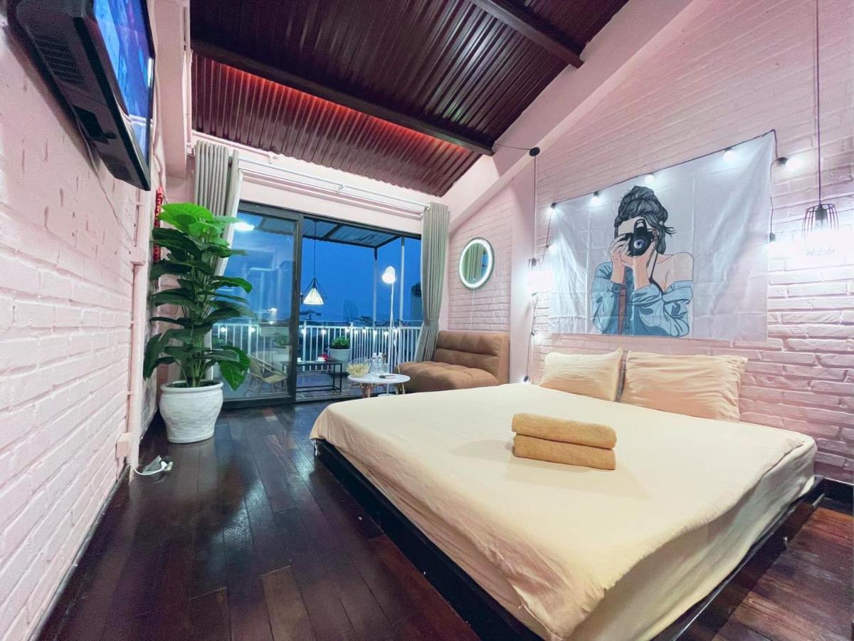 Homestay May - Amazing Rooftop Sky View 03