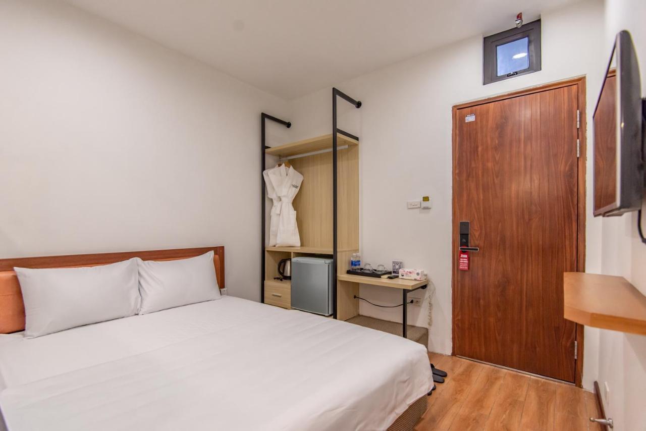 Coco Cau Giay Hotel 3*