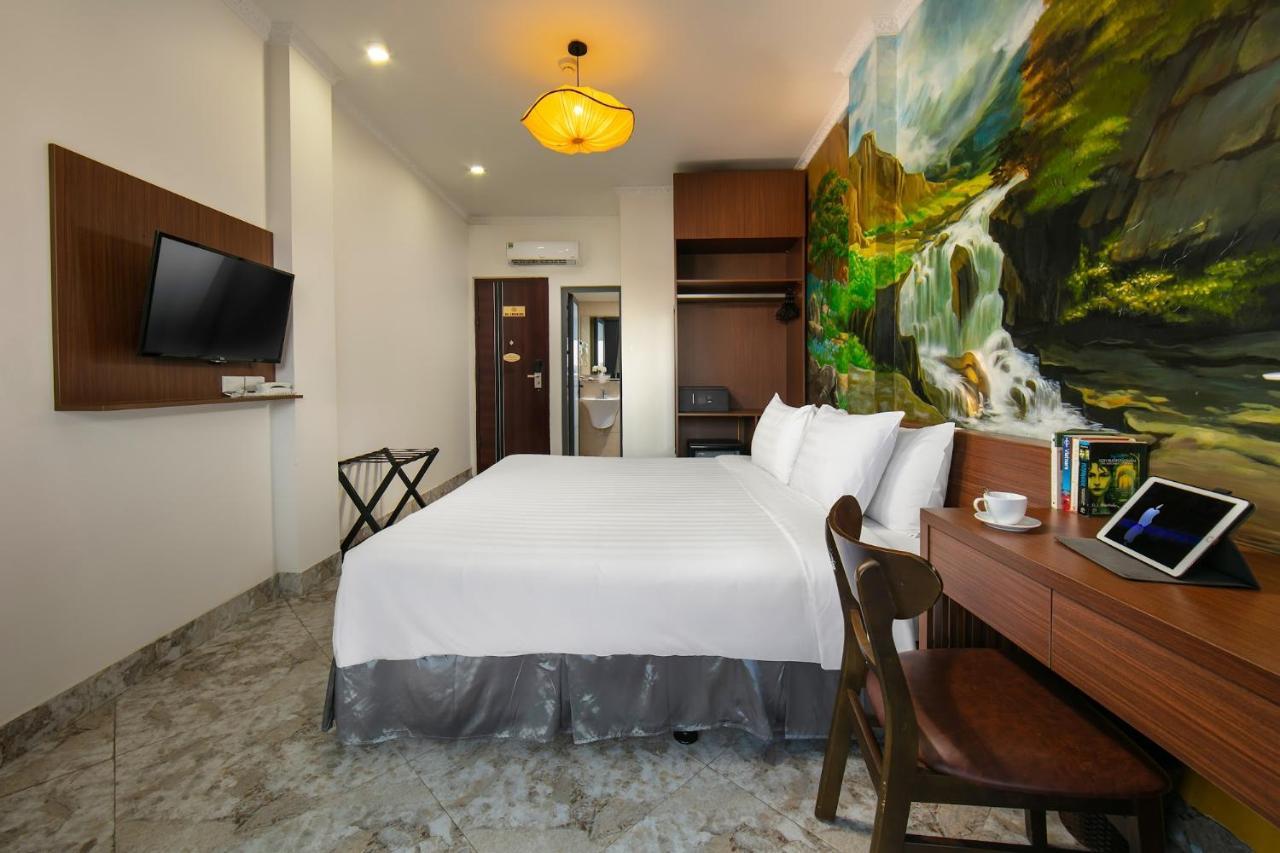 La Cascada House & Travel Hotel Hanoi