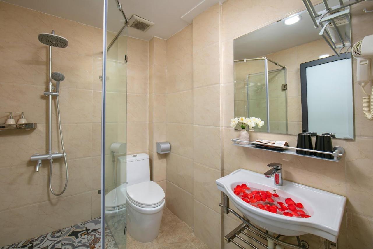 La Cascada House & Travel Hotel Hanoi