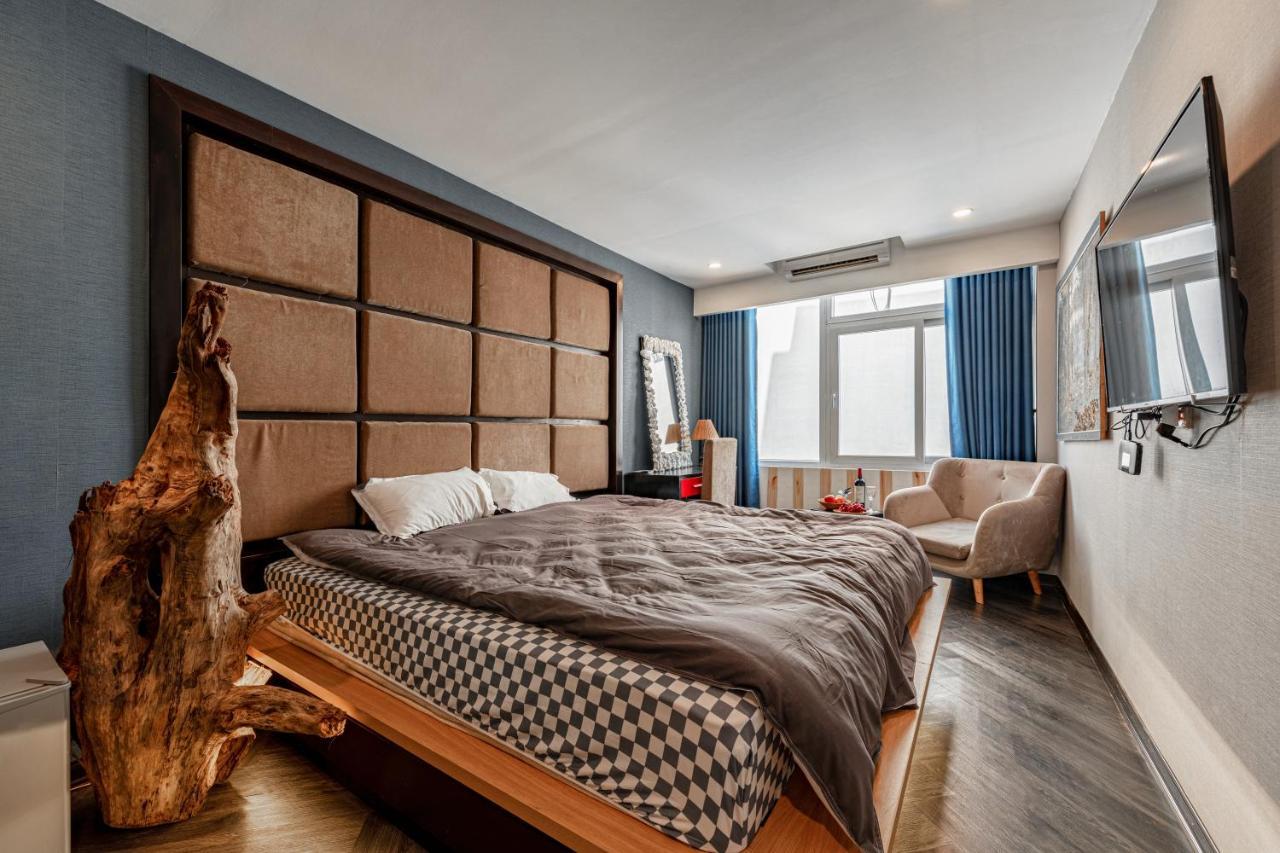 16 Ngo Huyen Homestay And Travel - The Old Quarter