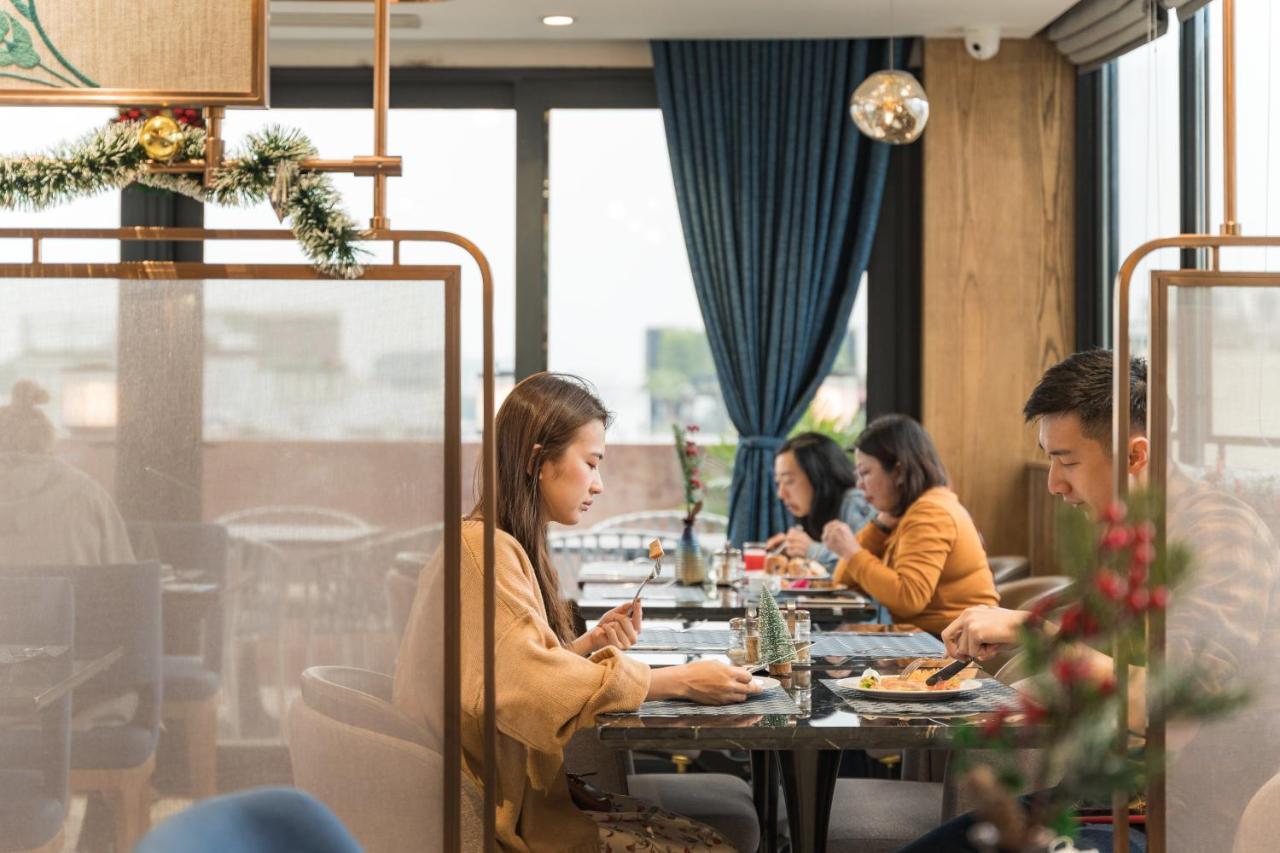 La Passion & Hanoi