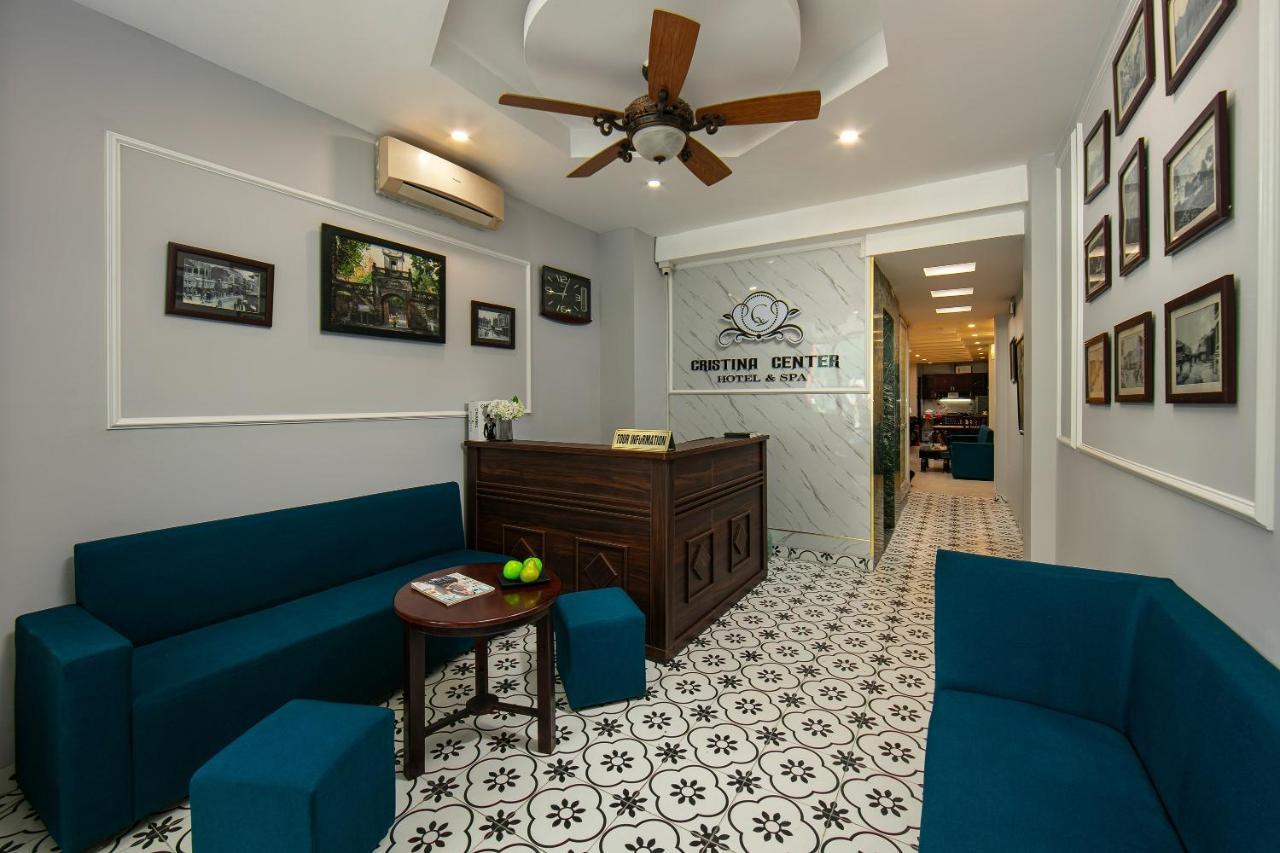 Hotel Cristina Center & 3*