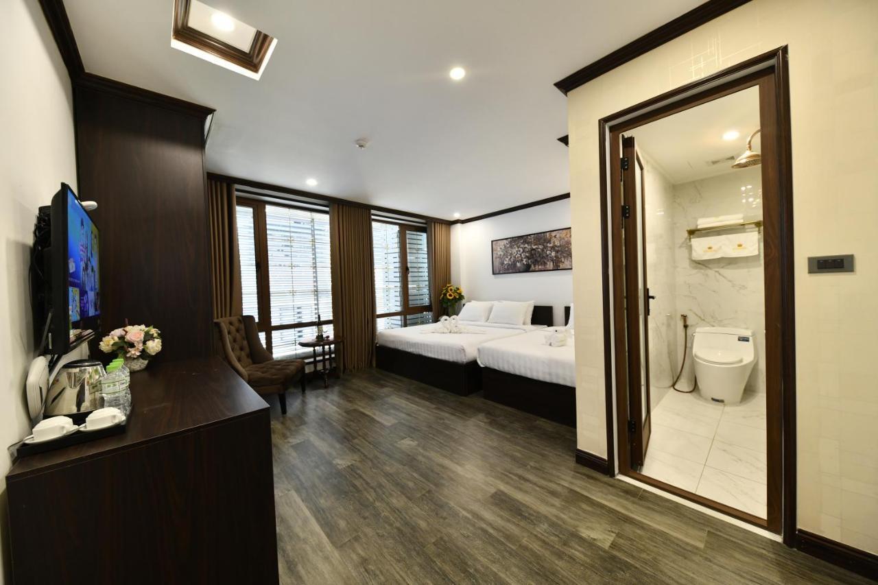 Kingdom Hotel