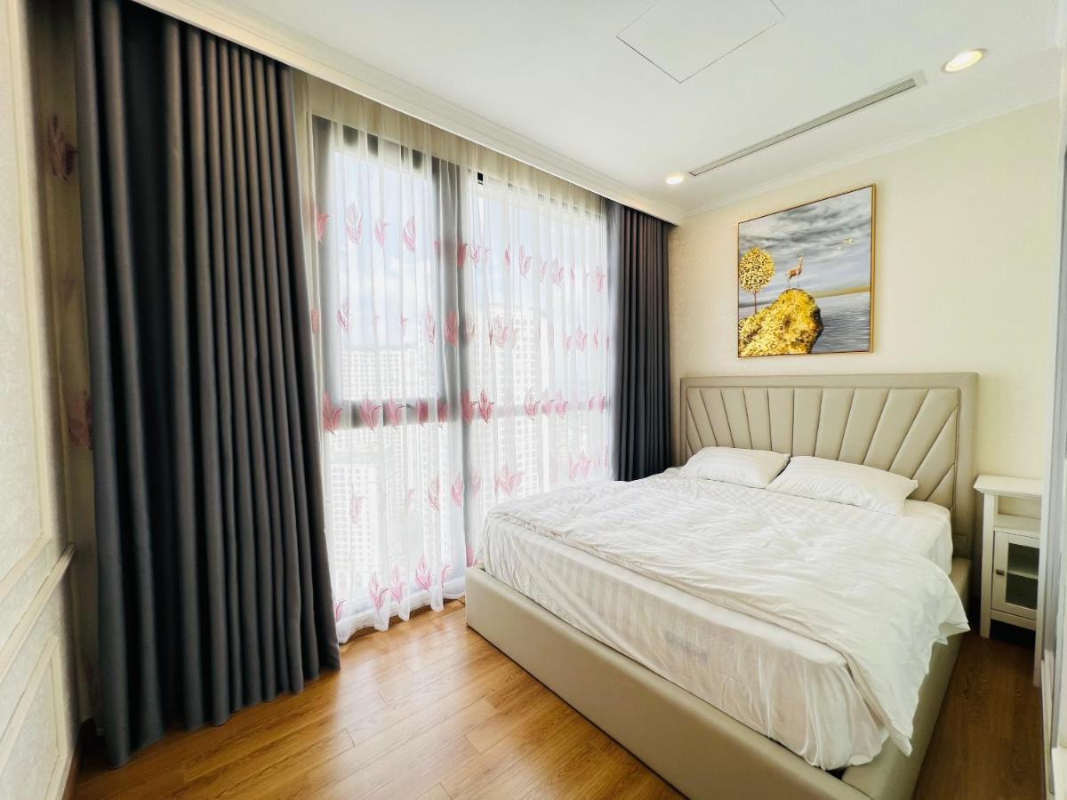 Vincom Royal 72 Nguyen Trai Thanh Xuan *