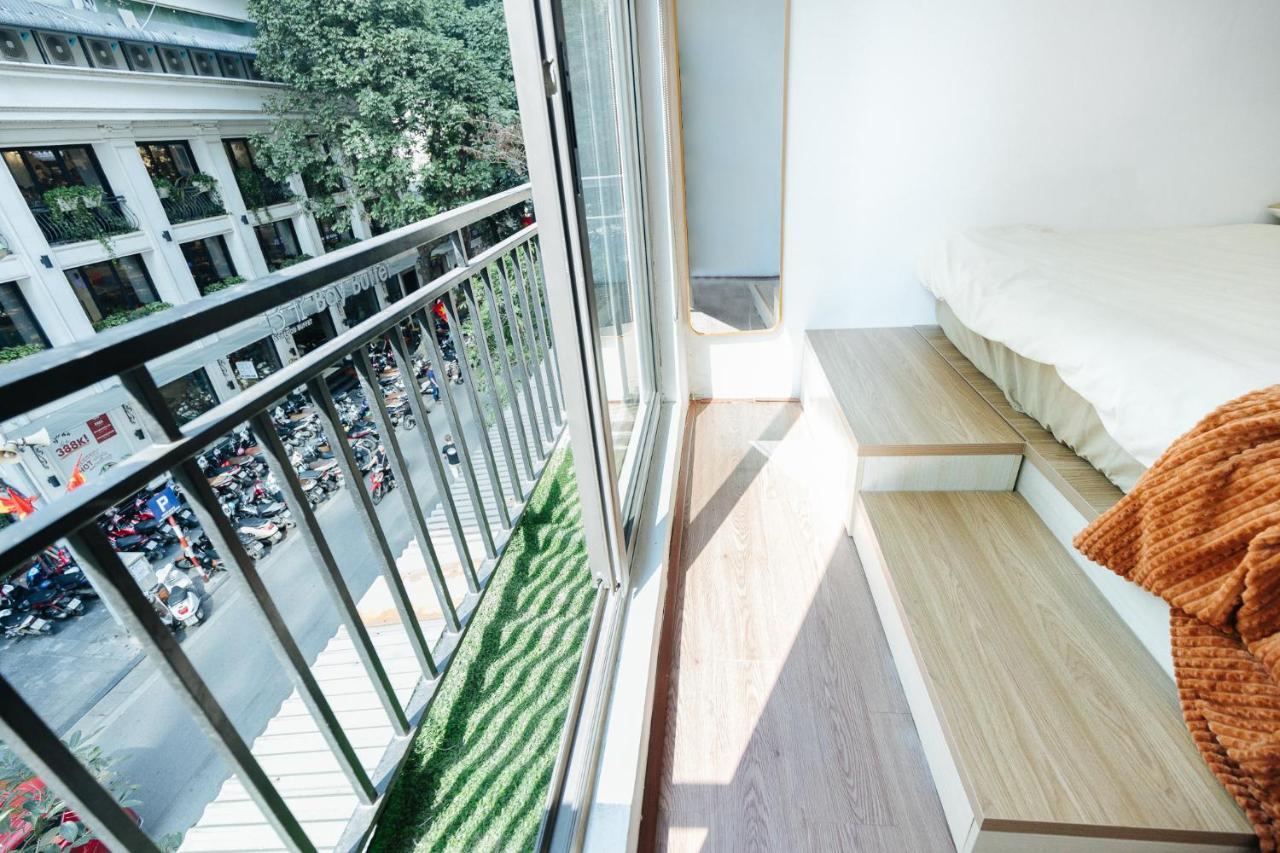 Economy & Premium With Large Groups, Central Location