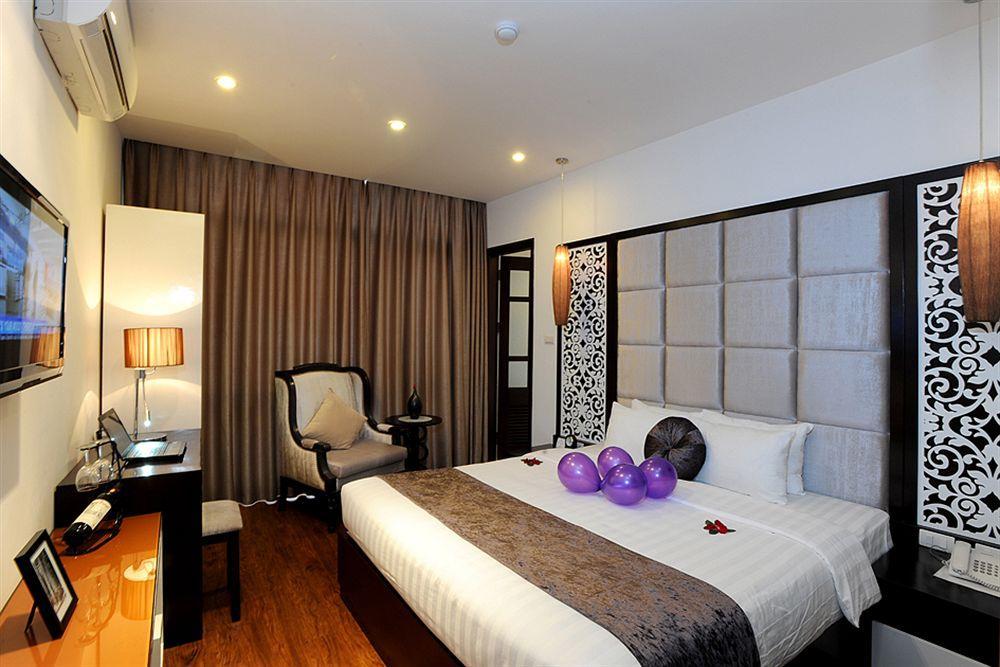 Hotel Glance 3*