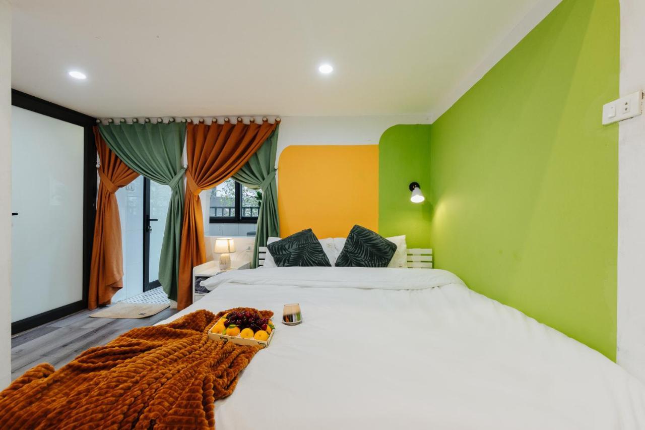 Economy & Premium With Large Groups, Central Location Hanoi