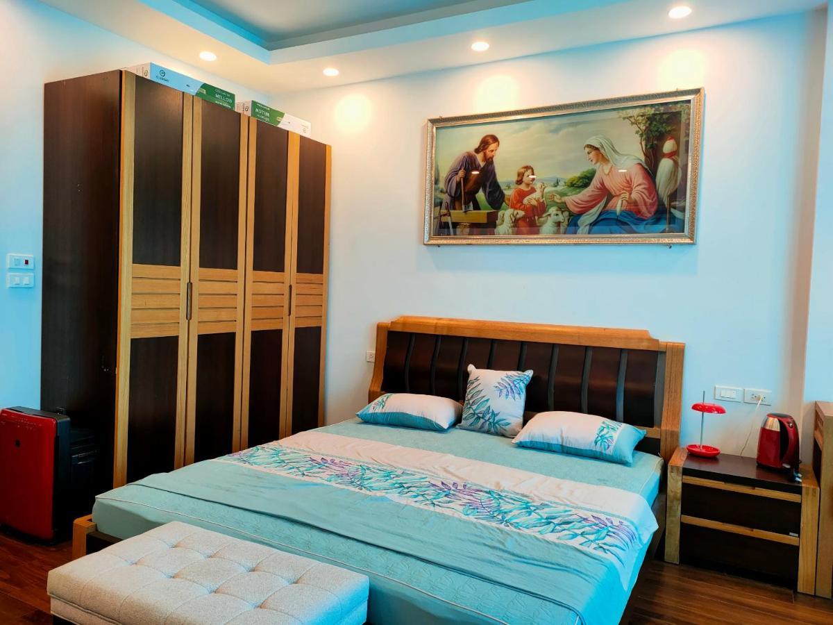 Homestay Nha Pho Ha Noi Sinsoledad - 437 Hong Ha Street Hanoi