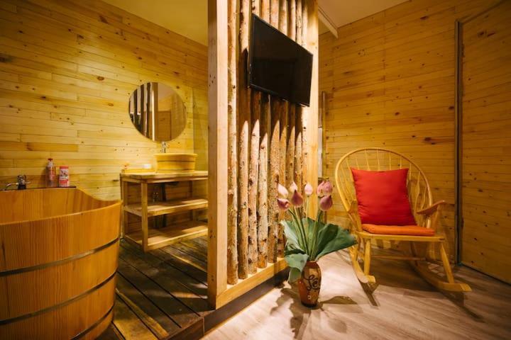 Homestay#ht#bathtub#romantic#badinh Hanoi