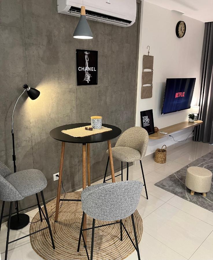 Nk#homestay#vinhomes#oceanpark#1pn#c18 Hanoi