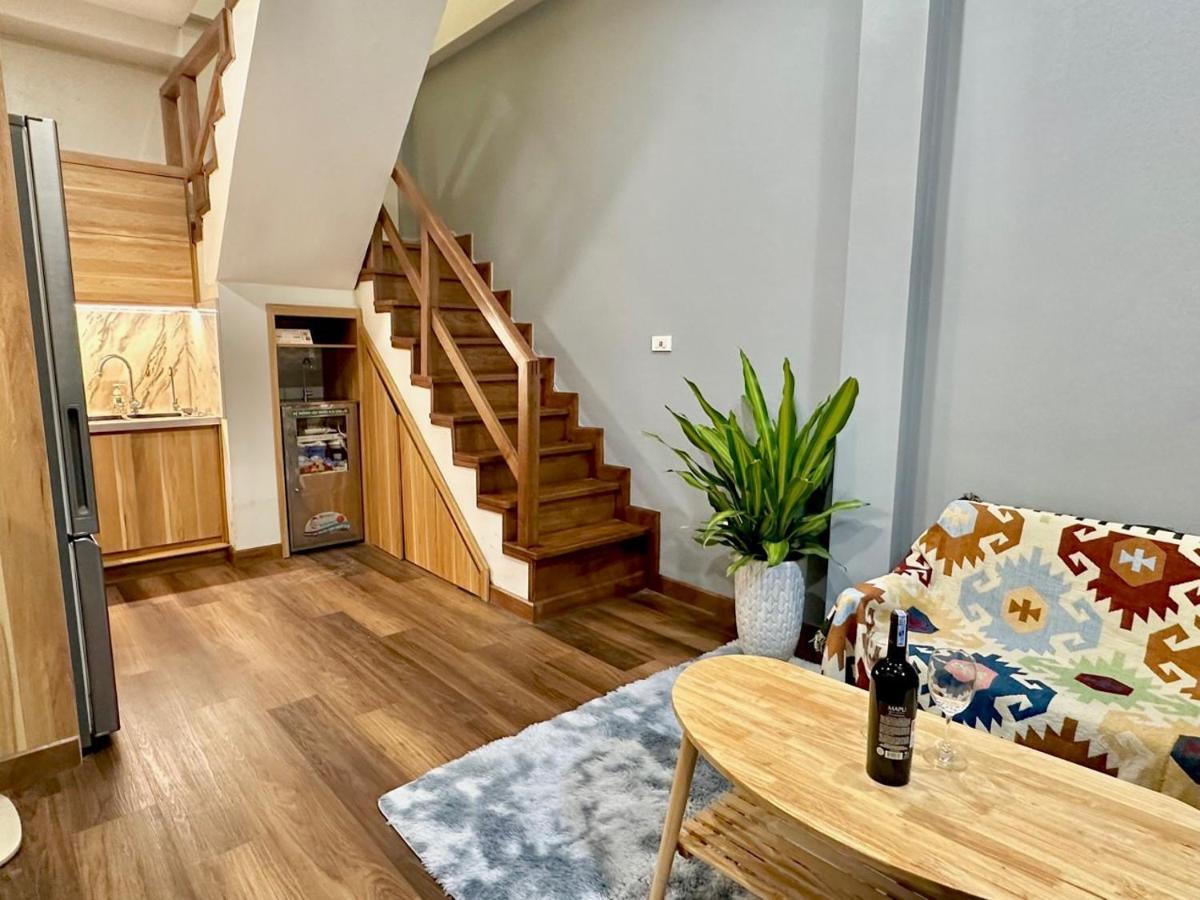 Private House 2 Bedroom & Rooftop Apartment Hanoi
